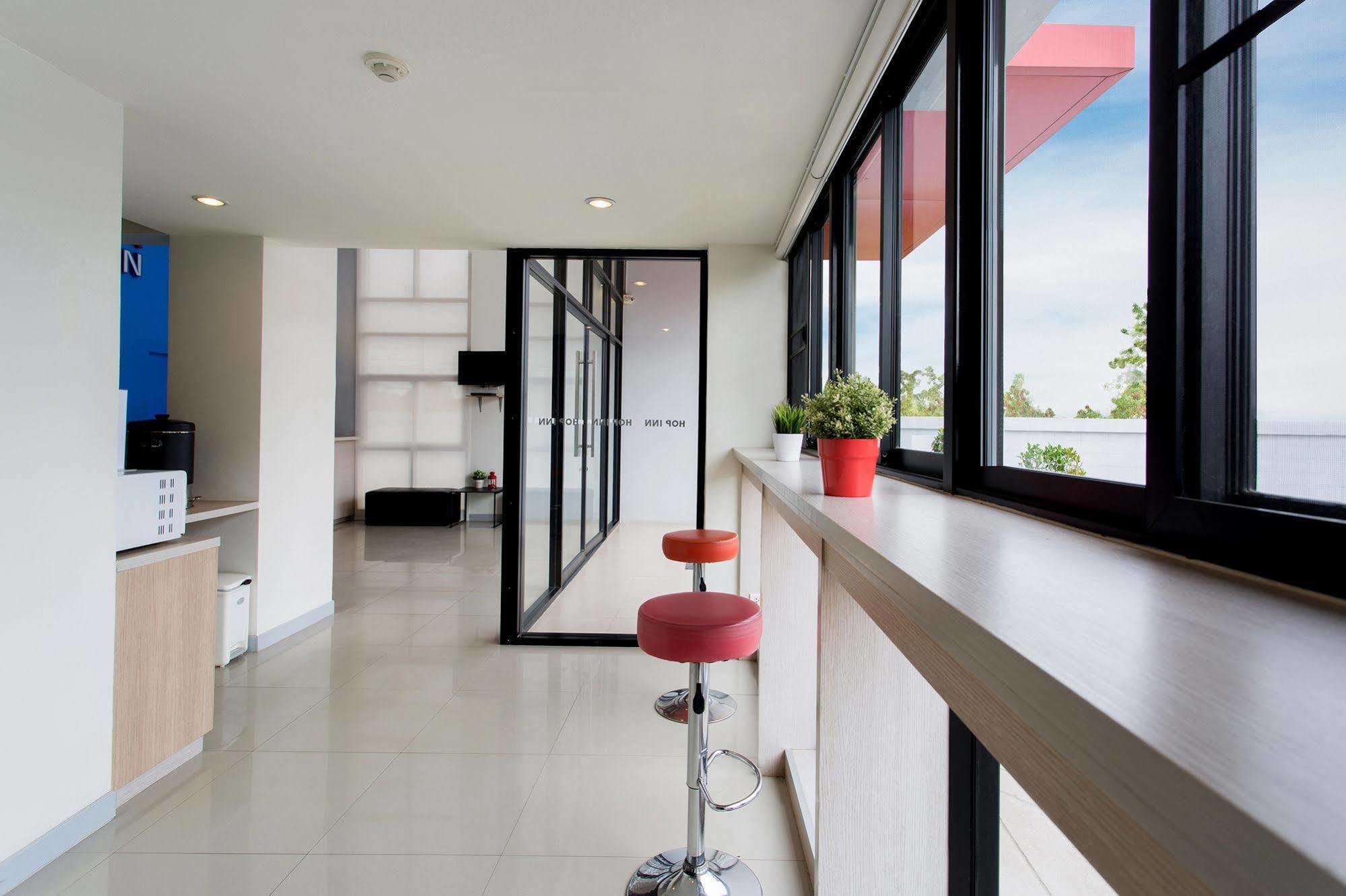Hop Inn Kanchanaburi Building A Εξωτερικό φωτογραφία